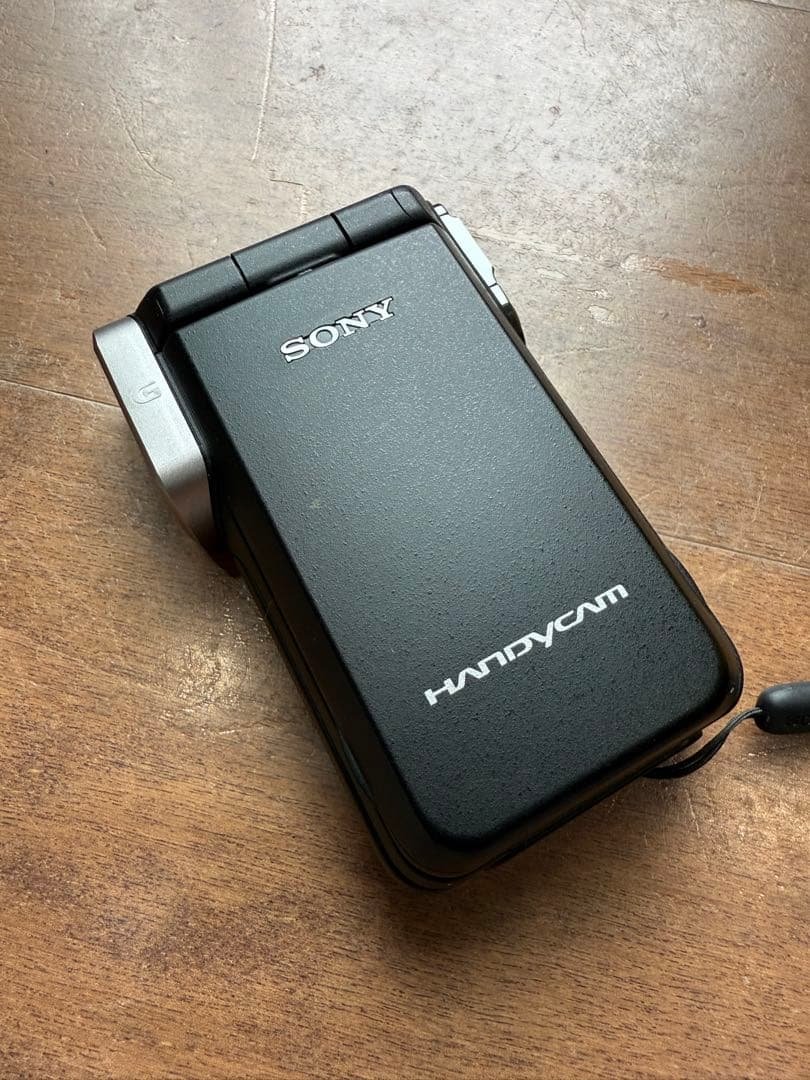 【sony】Exmor R HDR-GW77 防水ハンディカム 防水・防塵・耐衝撃な高画質ハンディカム、ソニー「HDR-GW77V」新発売